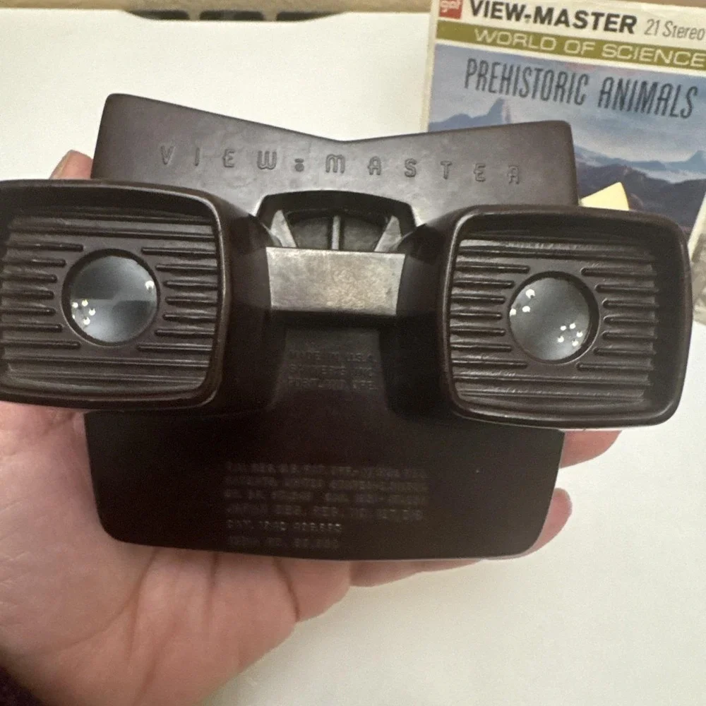 View-Master Sawyer's 3-DIMENSION 1951 Vintage With Old Cars/Dinosaur Reels